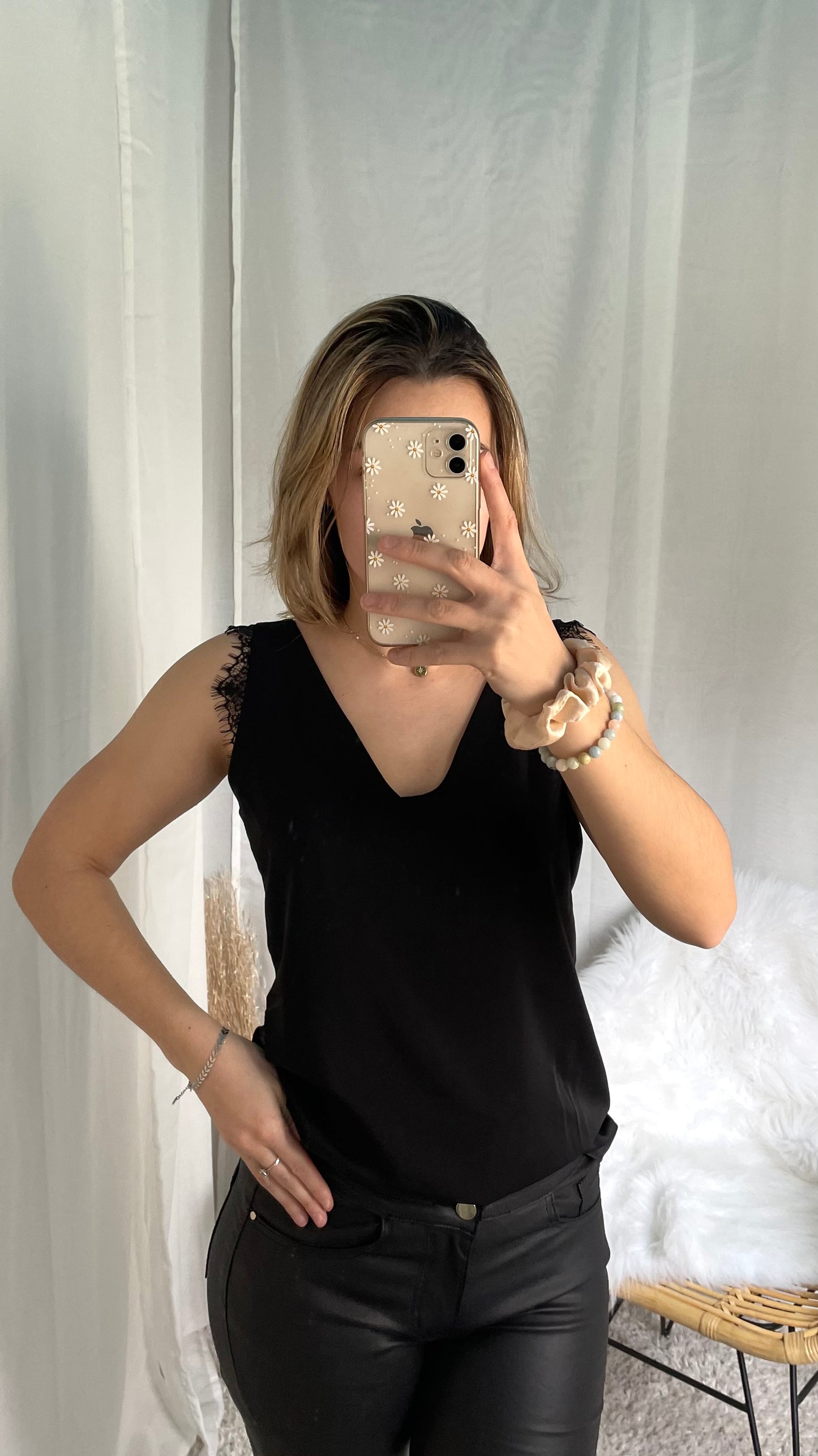 top à dentelle