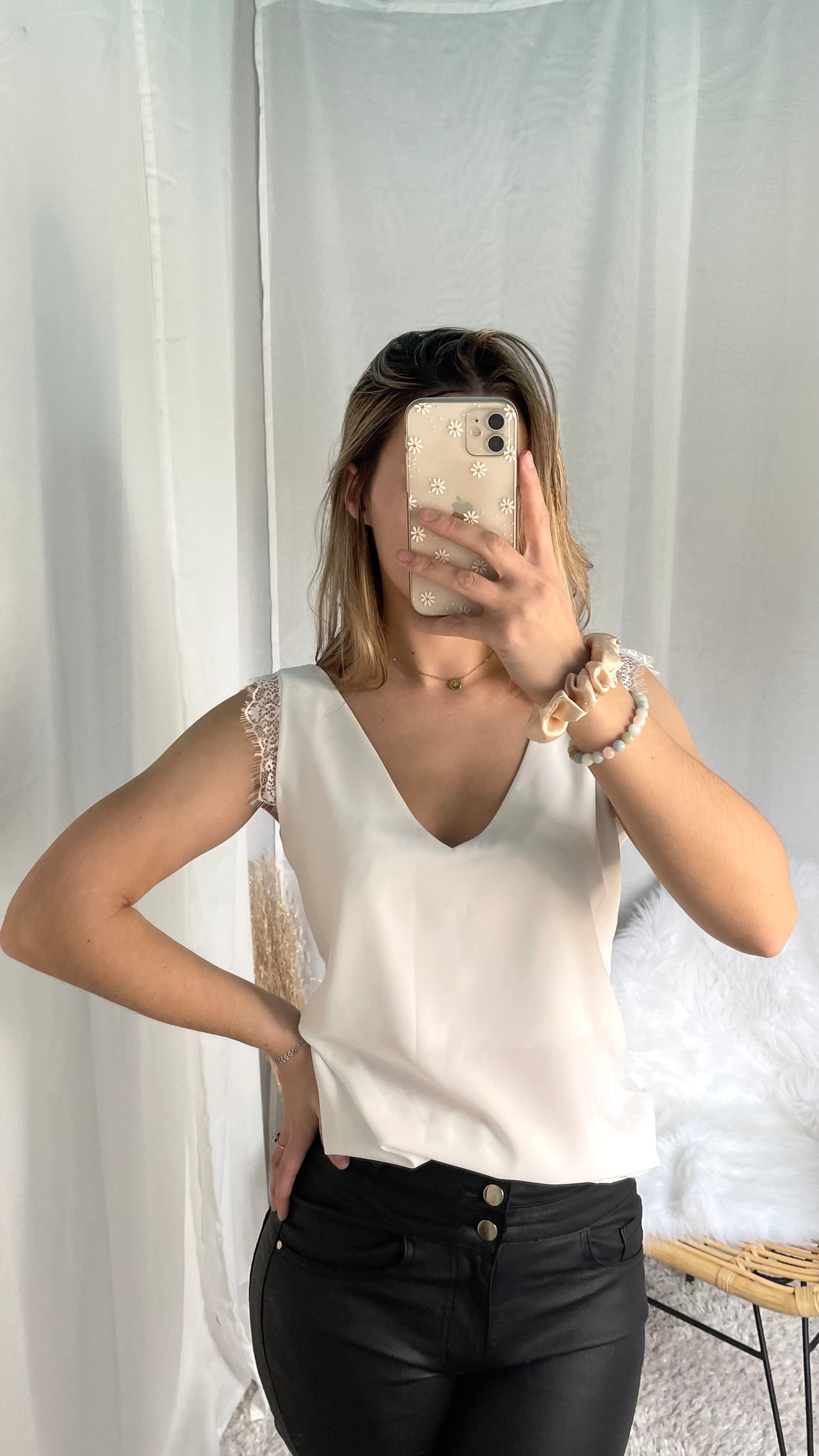 top à dentelle